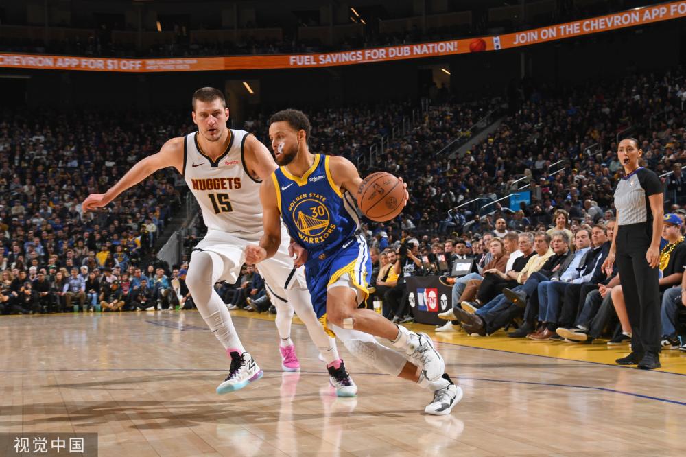 发众人热议 发众人热议