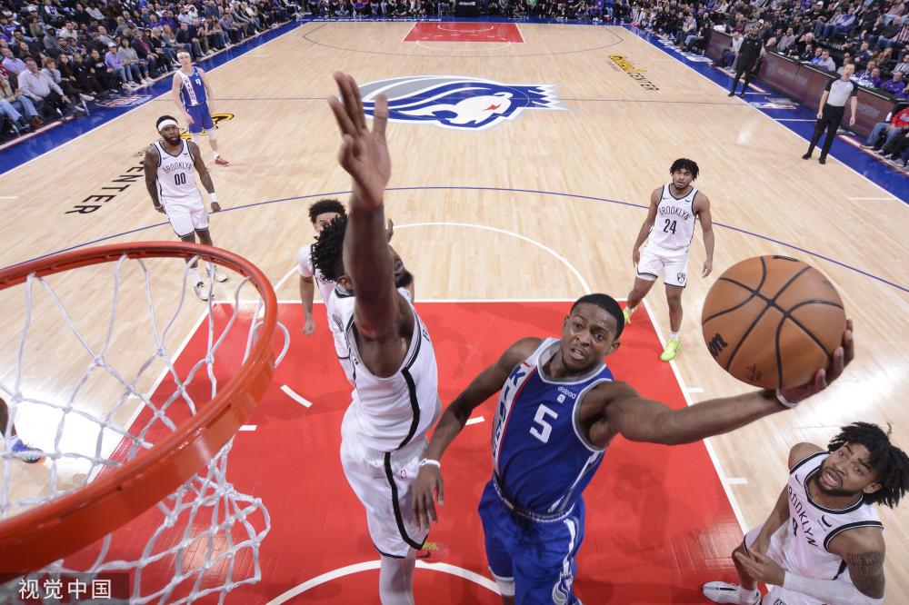 半决赛中 半决赛中