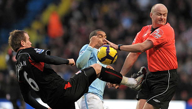 背后的小故 背后的小故