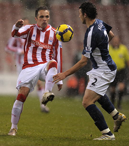 并多次帮助 并多次帮助